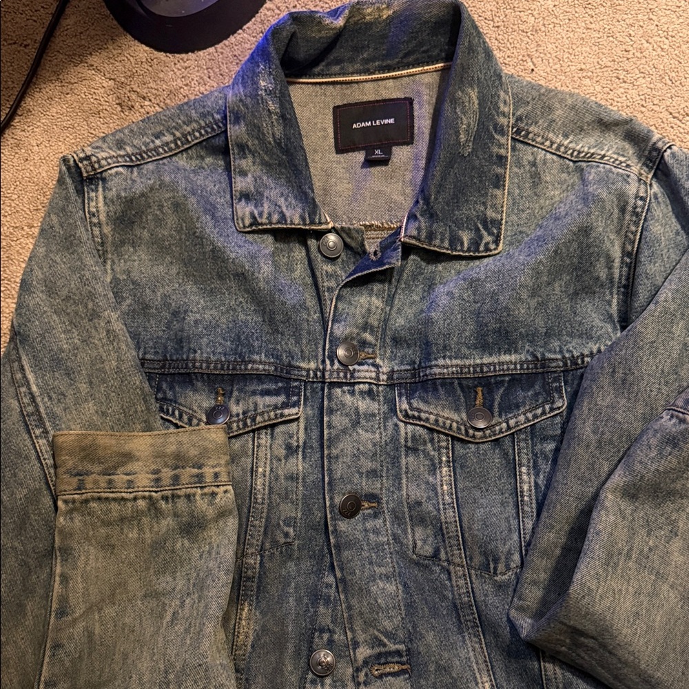 Adam Levine Collection Men's Classic Denim Jacket